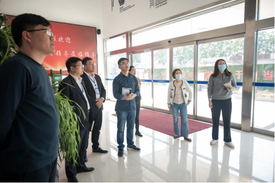 【税法进万企 东风伴您杏卓港区税务局光临7790必发集团官网建设领导工作！